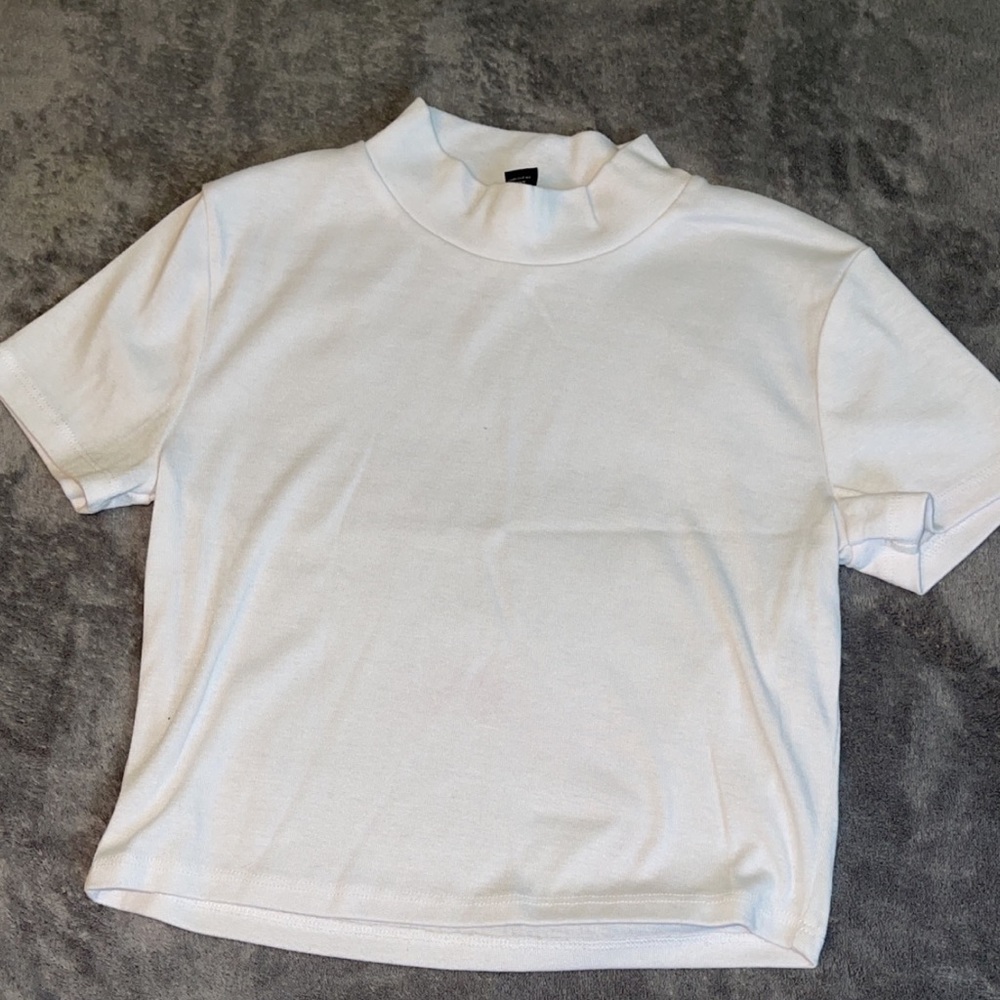 Like new white top